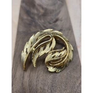 Vintage Mid-century Modern MCB Brushed Gold Tone Swirl Leaf Brooch Pin